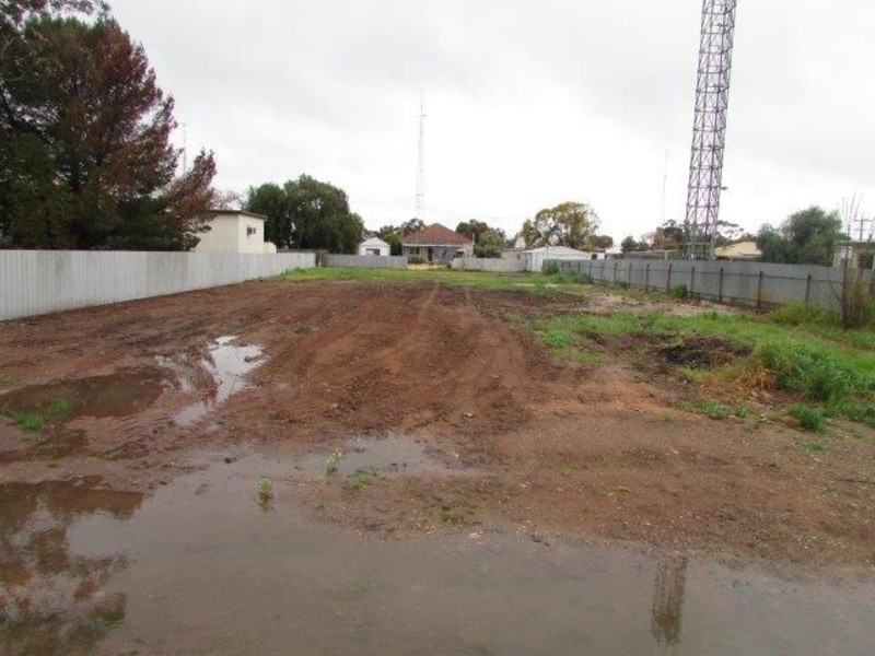 24 Bell Street, Beulah VIC 3395