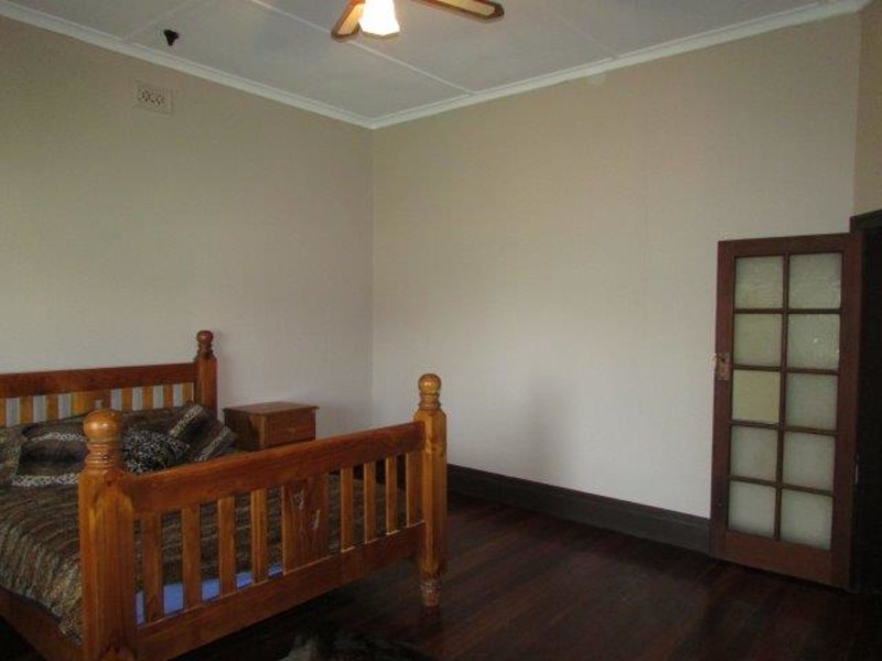 57 Anderson Street, Warracknabeal VIC 3393