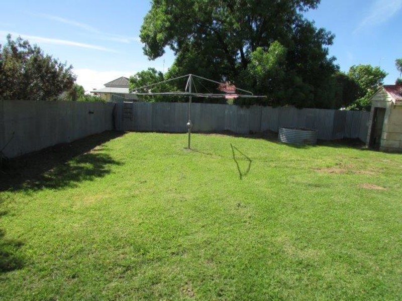 57 Anderson Street, Warracknabeal VIC 3393