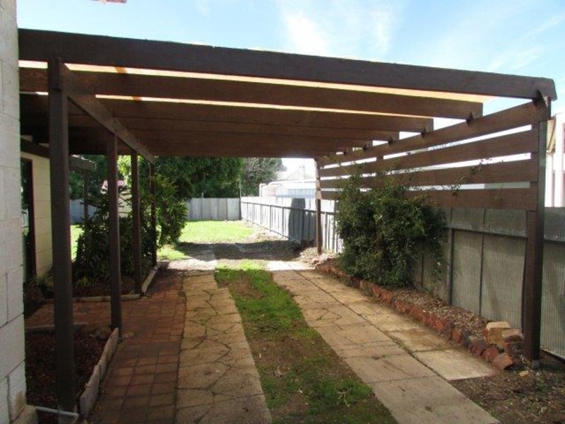 57 Anderson Street, Warracknabeal VIC 3393