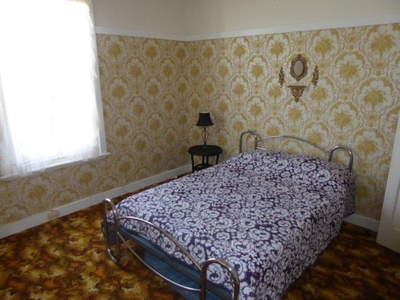 95 Jamouneau Street, Warracknabeal VIC 3393