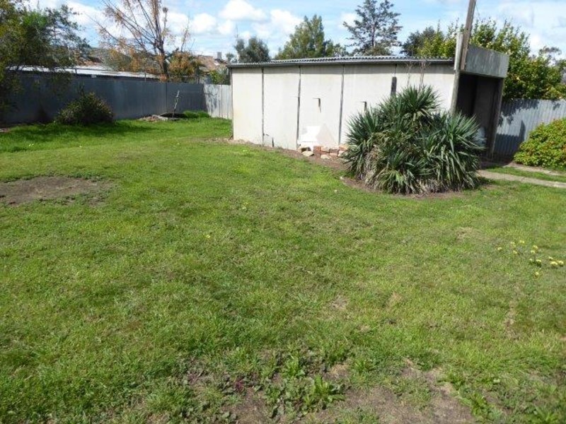 95 Jamouneau Street, Warracknabeal VIC 3393