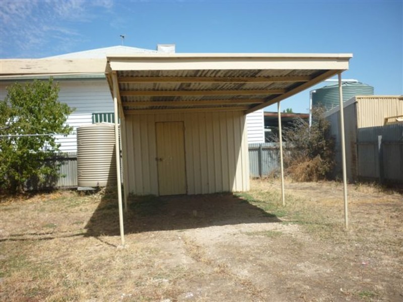 30 Walker Street, Donald VIC 3480