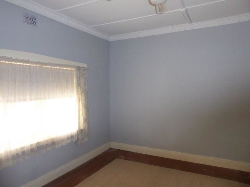 11 Dimboola Road, Warracknabeal VIC 3393