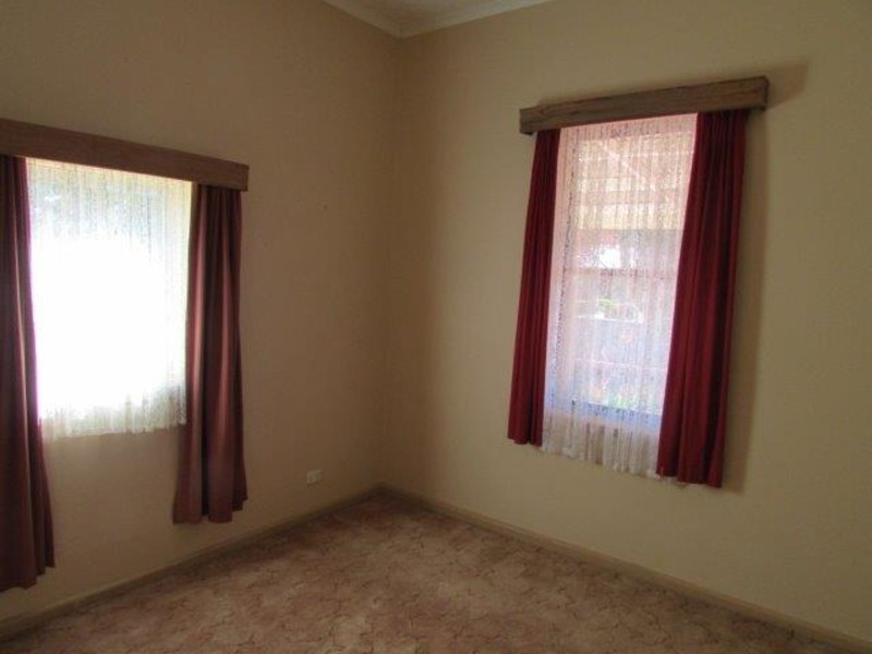 38 Deakin Street, Beulah VIC 3395