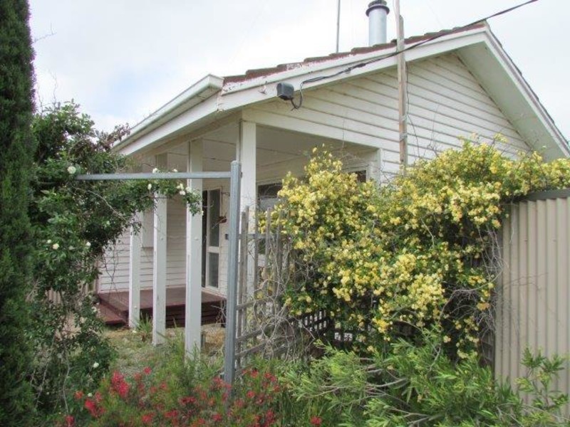 1 Cox Street, Warracknabeal VIC 3393