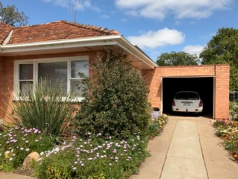 11 Church Street, Woomelang VIC 3485