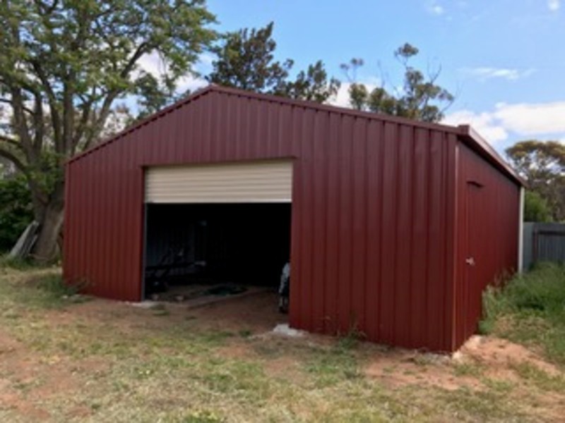 11 Church Street, Woomelang VIC 3485