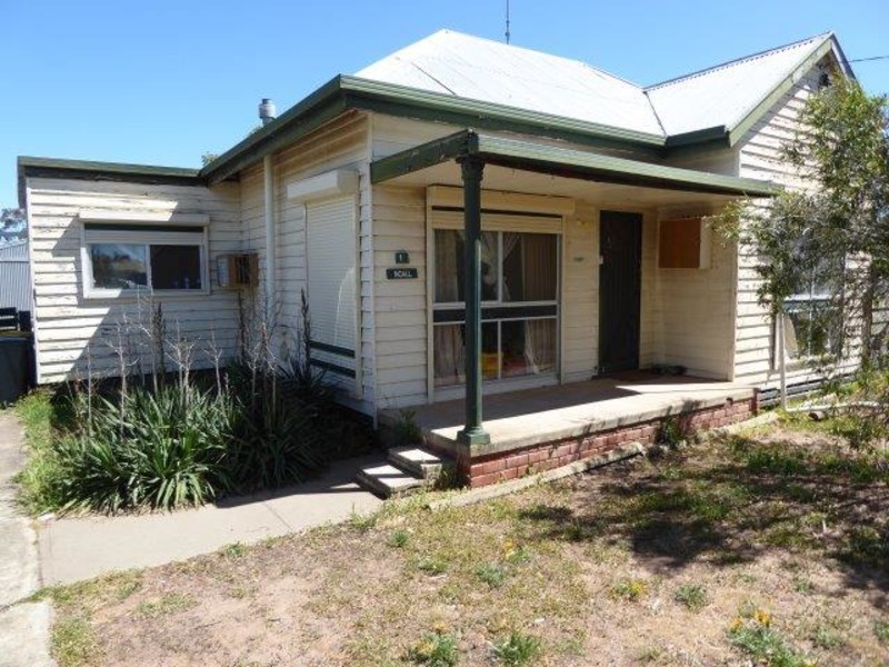 1 Noall Street, Warracknabeal VIC 3393