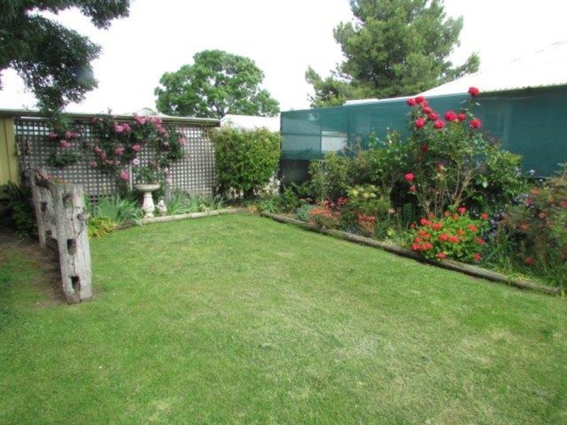 36 Tregear Street, Warracknabeal VIC 3393