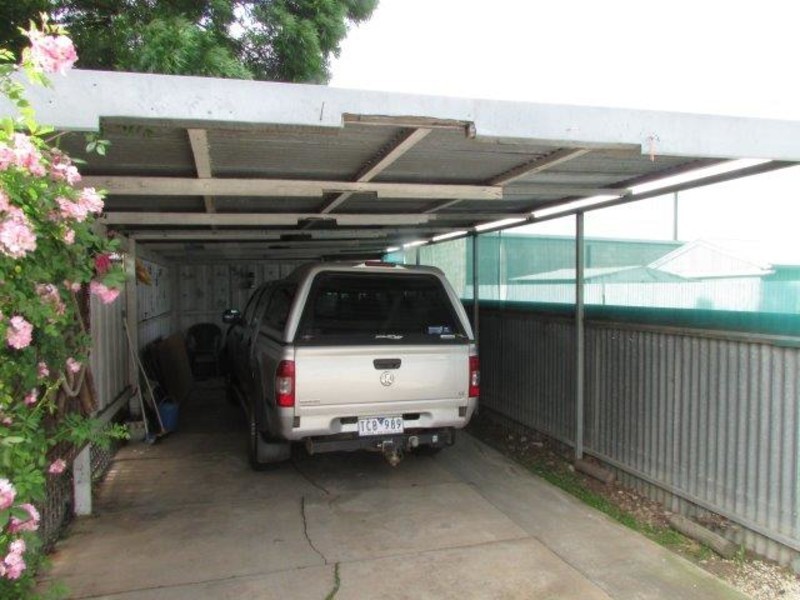 36 Tregear Street, Warracknabeal VIC 3393