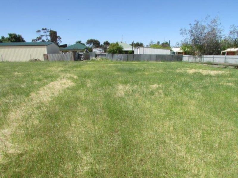 40 Anderson Street, Warracknabeal VIC 3393