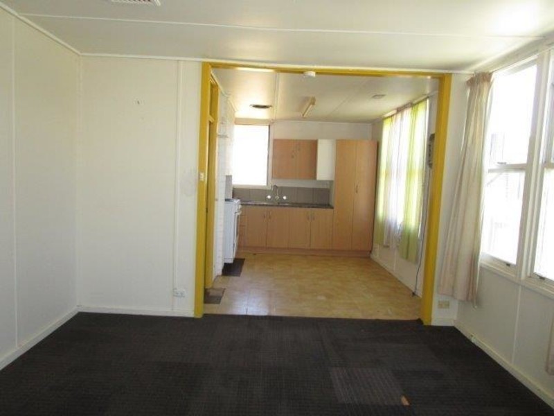 29 Walker Street, Donald VIC 3480