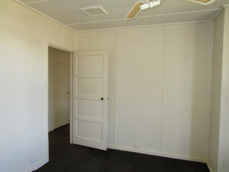 29 Walker Street, Donald VIC 3480