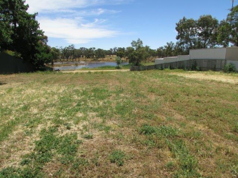25 Hammill Street, Donald VIC 3480