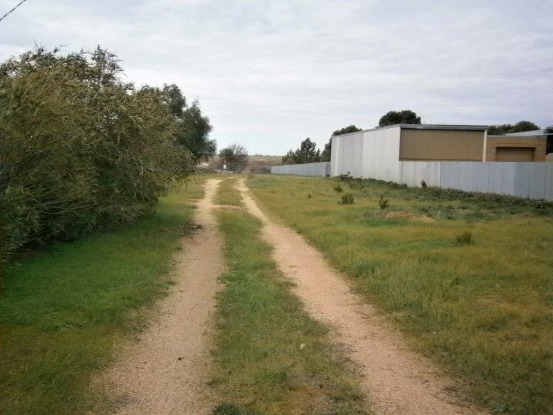 30 Church Street, Woomelang VIC 3485