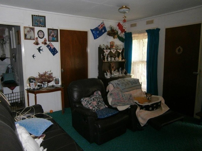 30 Church Street, Woomelang VIC 3485