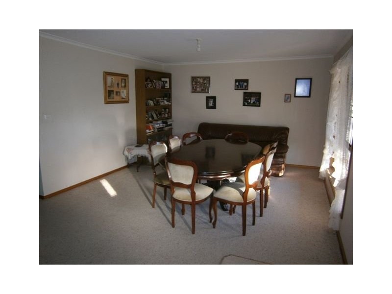 24 Elizabeth Street, Donald VIC 3480