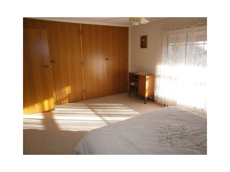 24 Elizabeth Street, Donald VIC 3480