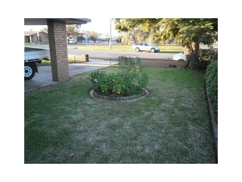 2 Houston Street, Donald VIC 3480