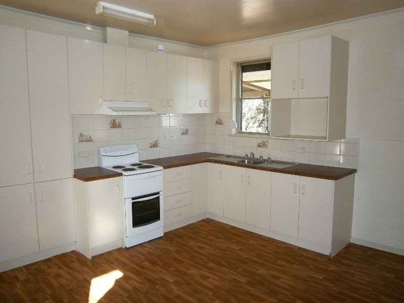 2 Watson Street, Warracknabeal VIC 3393