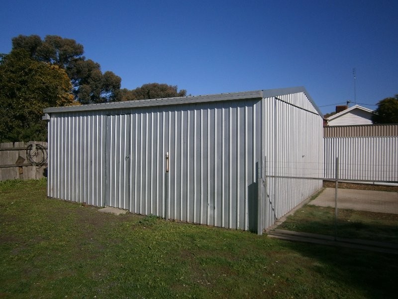 2 Watson Street, Warracknabeal VIC 3393