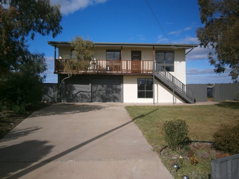 2113 Sunraysia Highway, Watchem VIC 3482