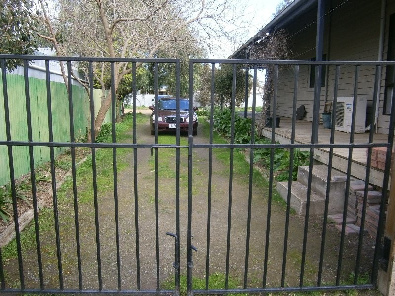 3 McIntyre Street, Warracknabeal VIC 3393