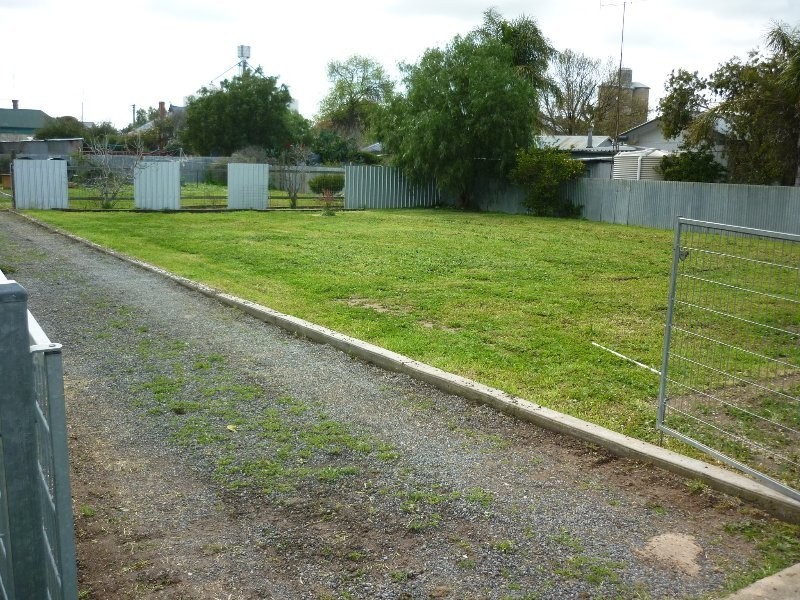 1 Charles Street, Jeparit VIC 3423