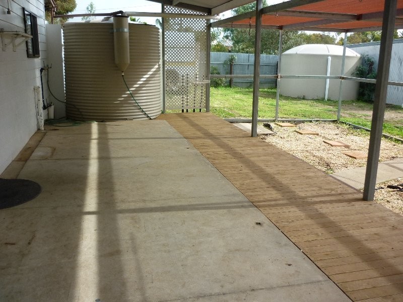 1 Charles Street, Jeparit VIC 3423