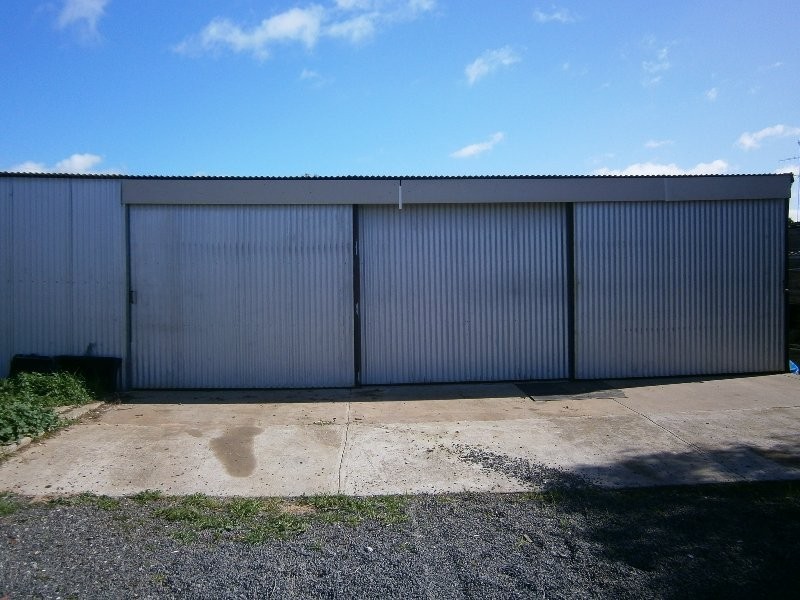 1 Charles Street, Jeparit VIC 3423