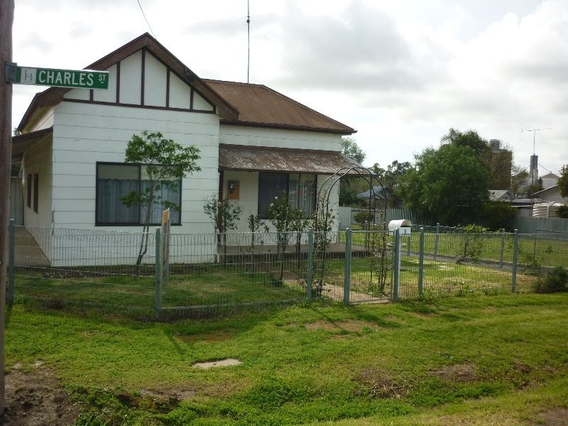 1 Charles Street, Jeparit VIC 3423