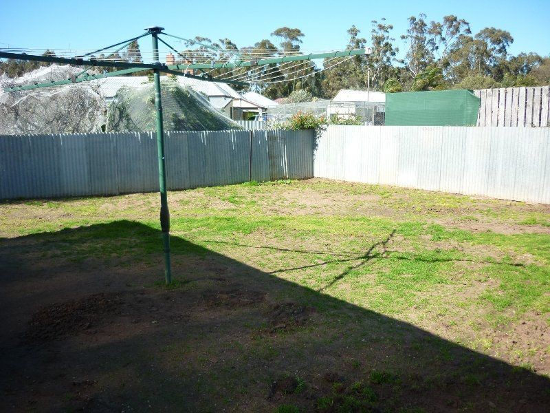 7 Gould Street, Warracknabeal VIC 3393