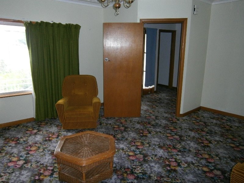 5 Kelsall Street, Warracknabeal VIC 3393