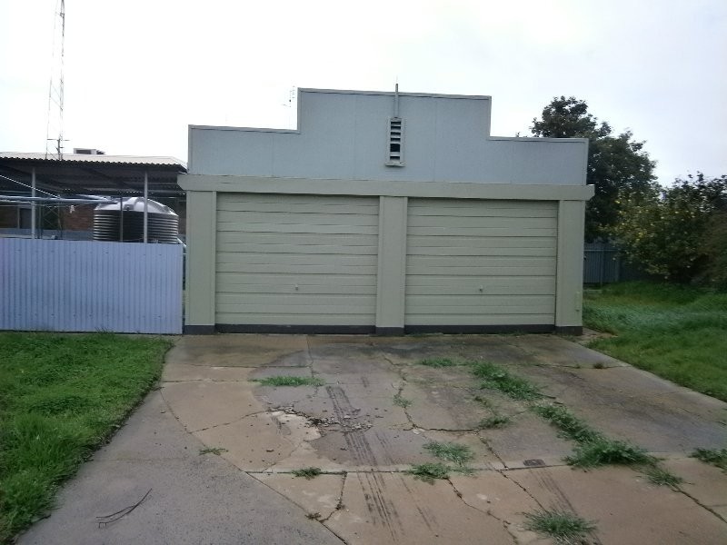 5 Kelsall Street, Warracknabeal VIC 3393