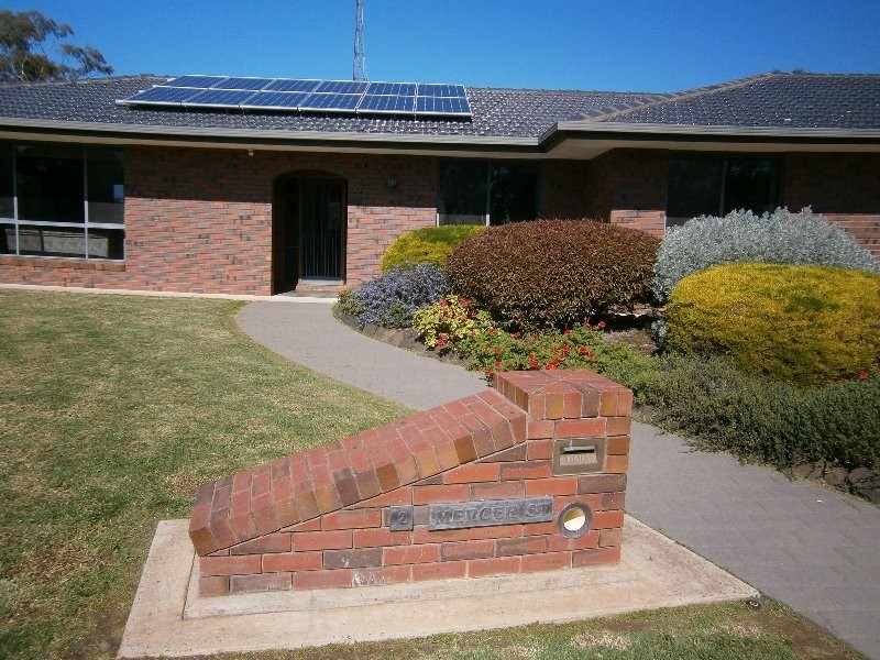 2 Mercer Street, Warracknabeal VIC 3393