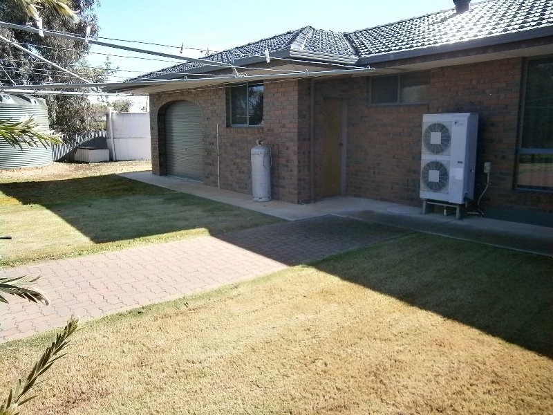 2 Mercer Street, Warracknabeal VIC 3393