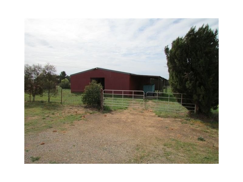 2-6 Church Street, Woomelang VIC 3485