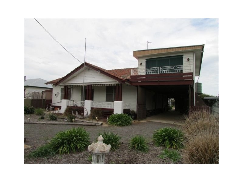 33 Petering Street, Minyip VIC 3392