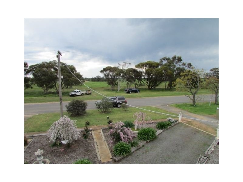 33 Petering Street, Minyip VIC 3392