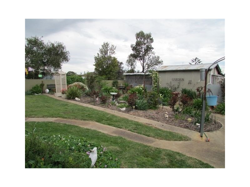 33 Petering Street, Minyip VIC 3392