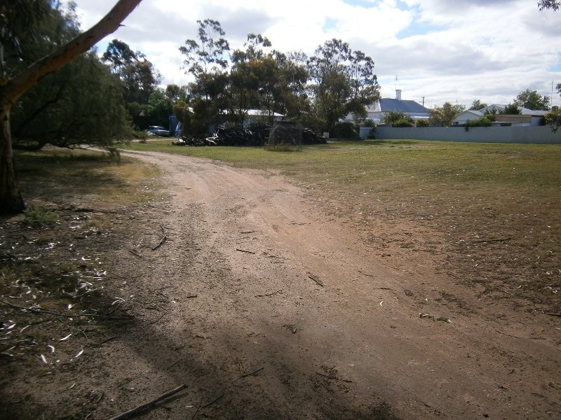35 Gardiner Street, Warracknabeal VIC 3393