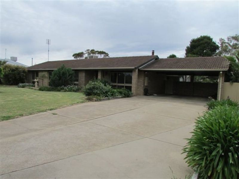 129 Anderson Street, Warracknabeal VIC 3393