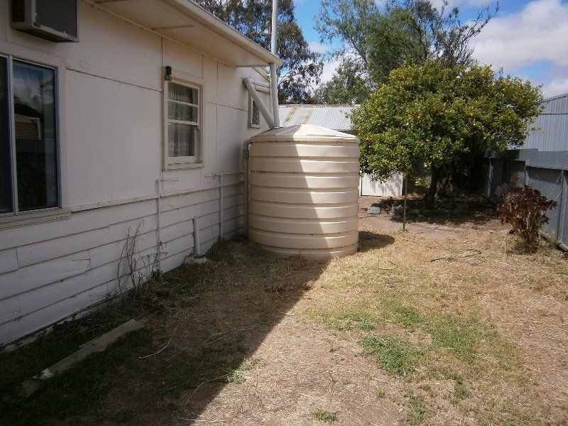 2 Asquith Reserve, Warracknabeal VIC 3393