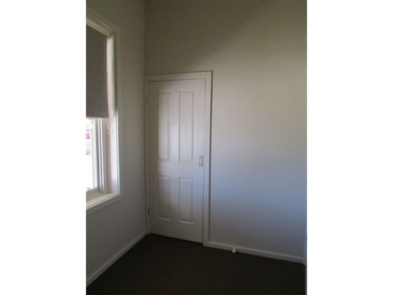 61 Jamouneau Street, Warracknabeal VIC 3393