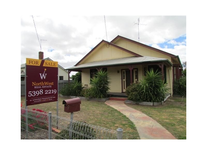 19 Devereux Street, Warracknabeal VIC 3393