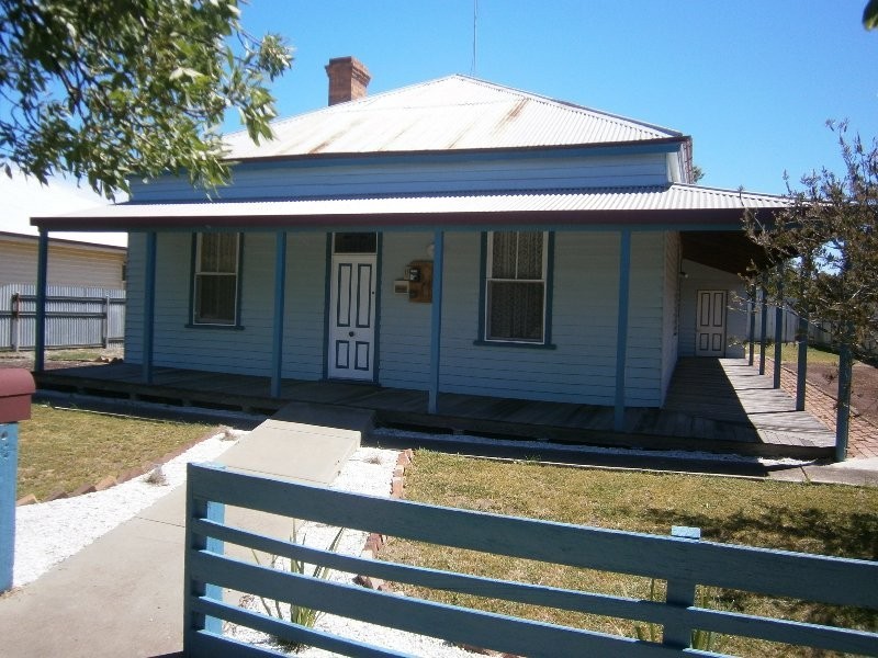 34 Campbell Street, Warracknabeal VIC 3393