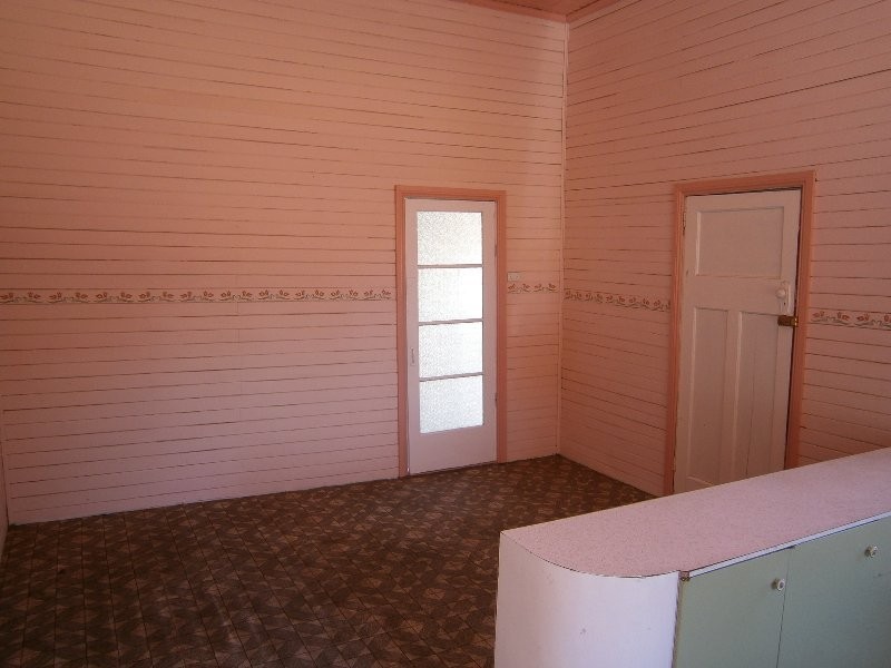 34 Campbell Street, Warracknabeal VIC 3393