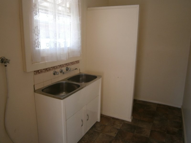 34 Campbell Street, Warracknabeal VIC 3393