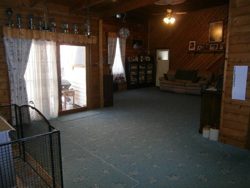 40 Woolcock Street, Warracknabeal VIC 3393